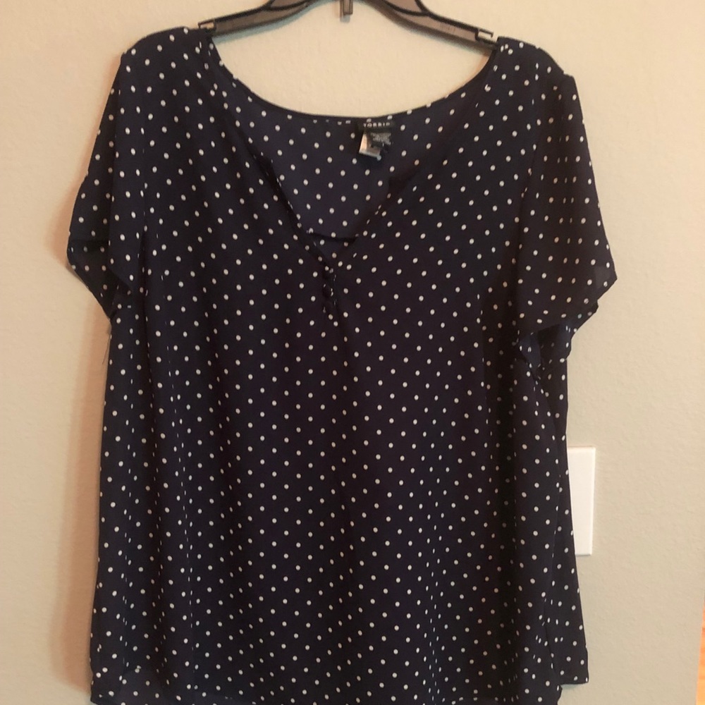 Torrid navy polka dot blouse size 1